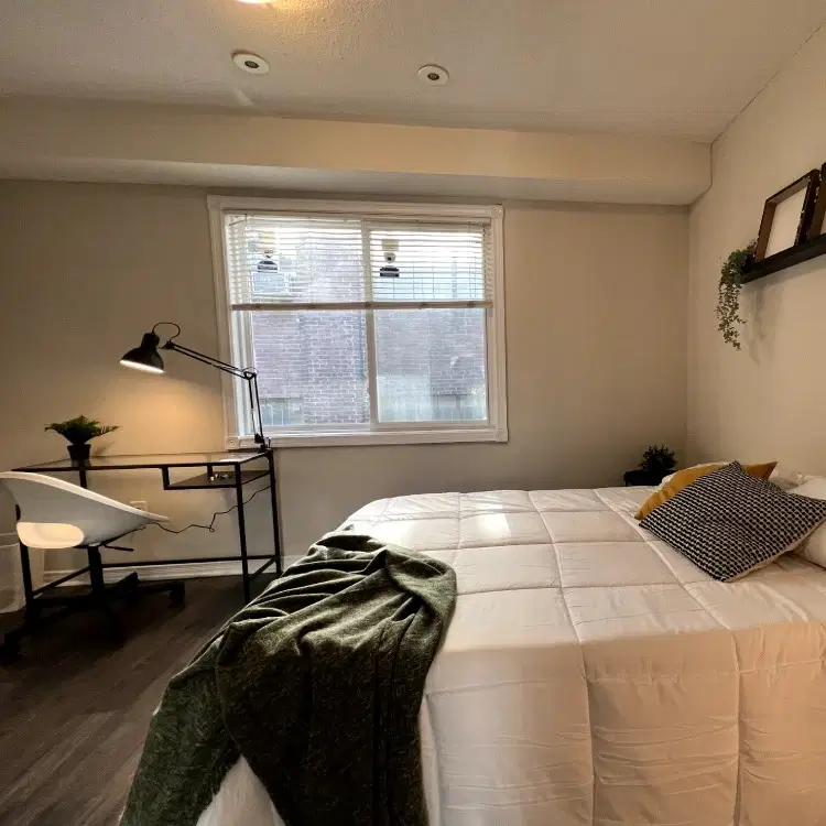 38 St Lawrence St, Toronto – Canberra Room( 1 Bed 1 Bath )