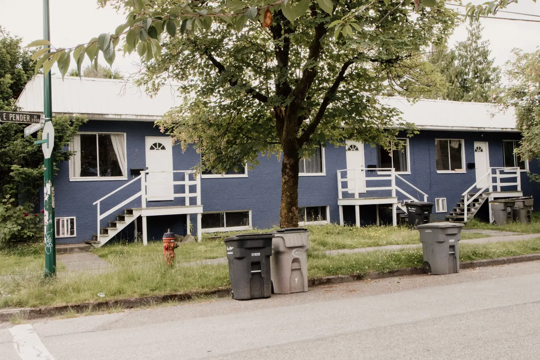 2090 E Pender St, Vancouver – Exterior