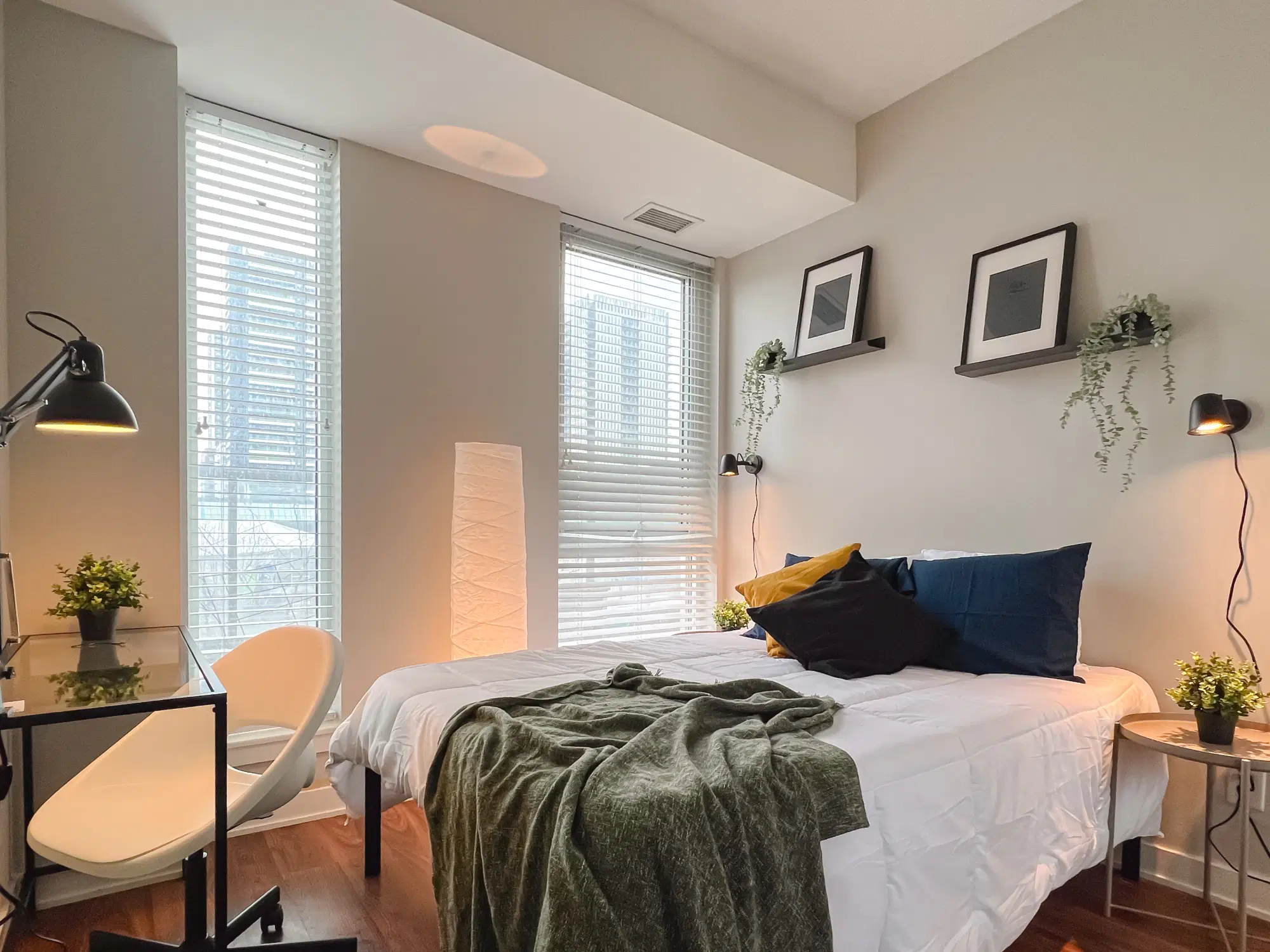 210 - 260 Sackville Street, Toronto