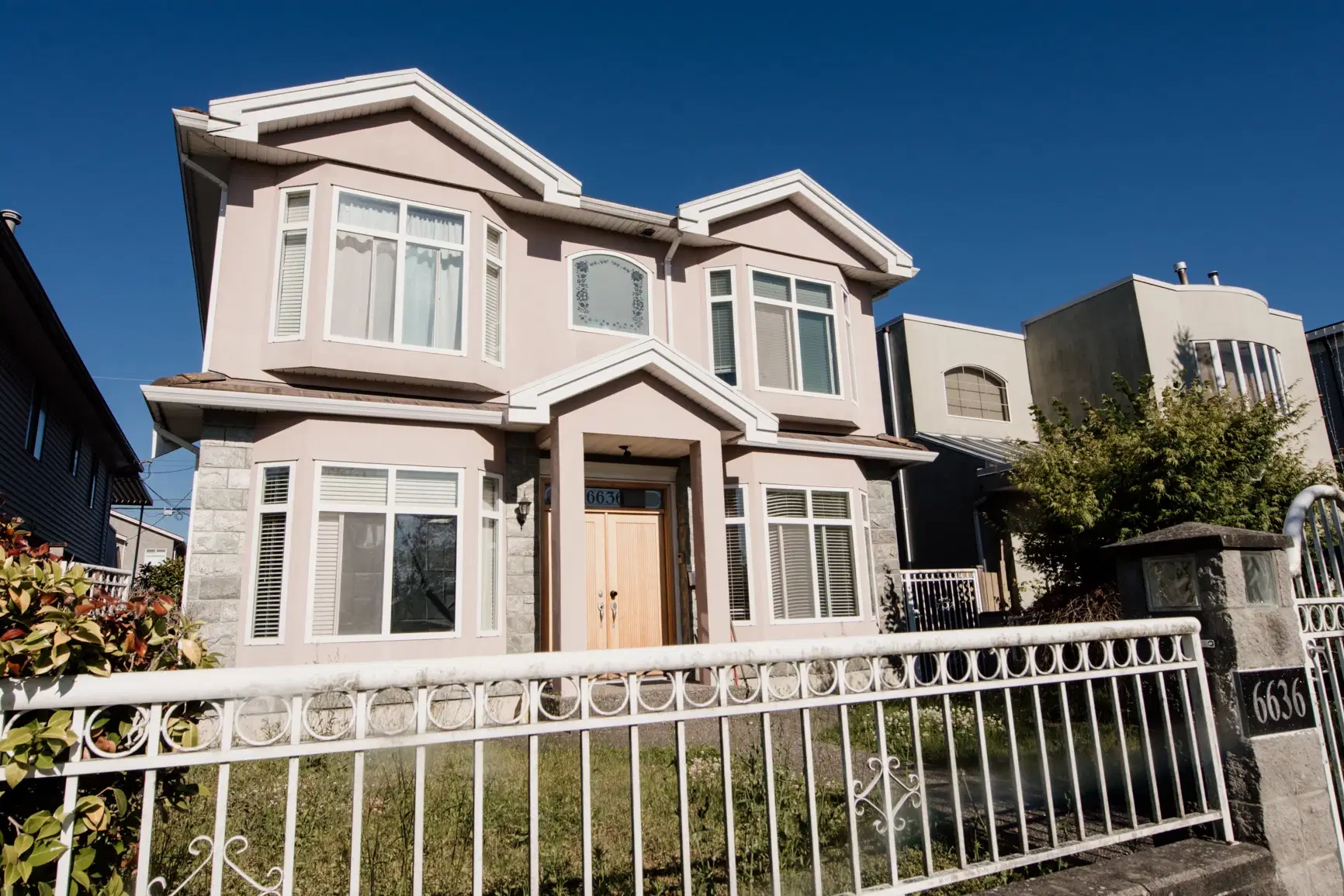 6636 Dumfries St, Vancouver – Exterior