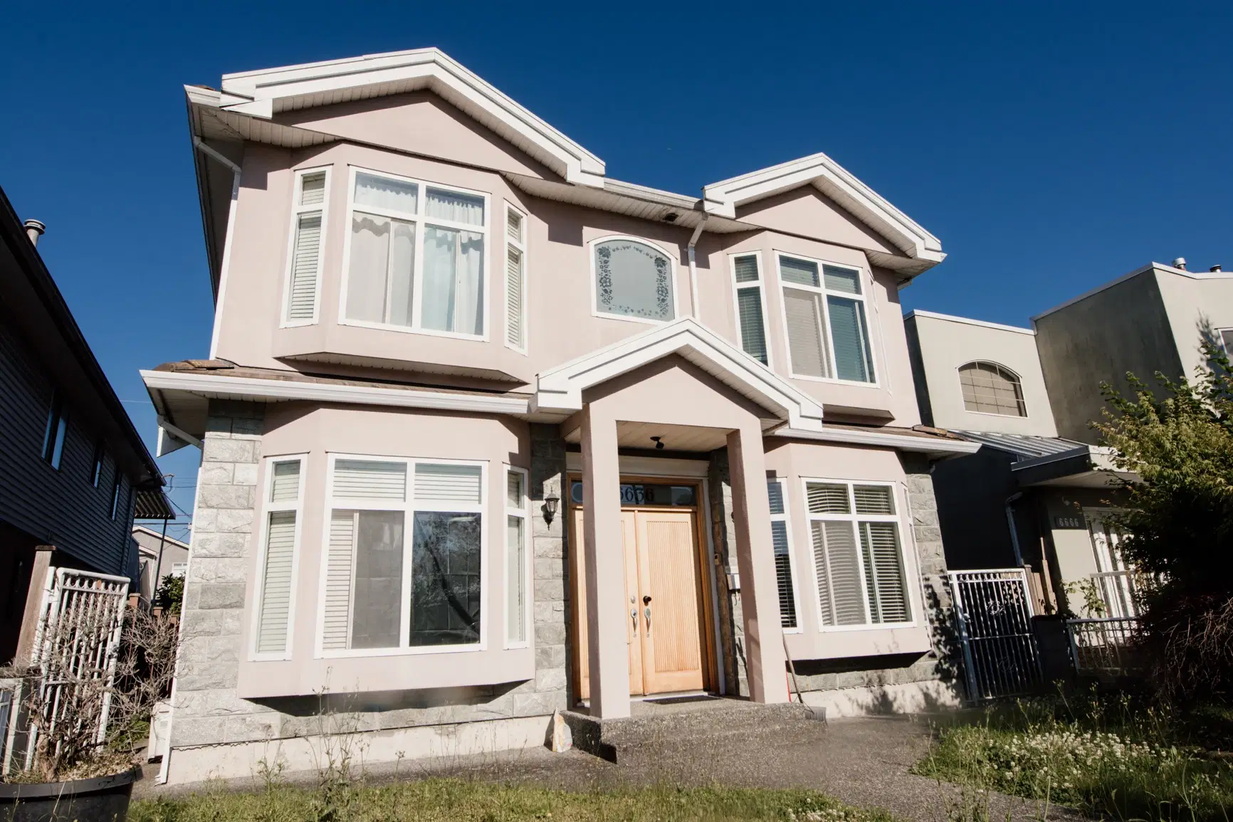 6636 Dumfries St, Vancouver – Exterior