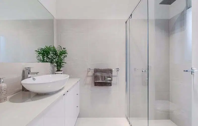 Room in a 4 Bedroom Apartment, 6A James Avenue, Brooklyn Park, 5032 – Bathroom