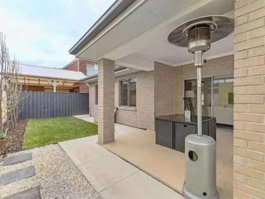 Room in a 4 Bedroom Apartment, 6A James Avenue, Brooklyn Park, 5032 – Exterior