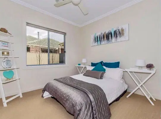 Room in a 4 Bedroom Apartment, 6A James Avenue, Brooklyn Park, 5032 – Room 2