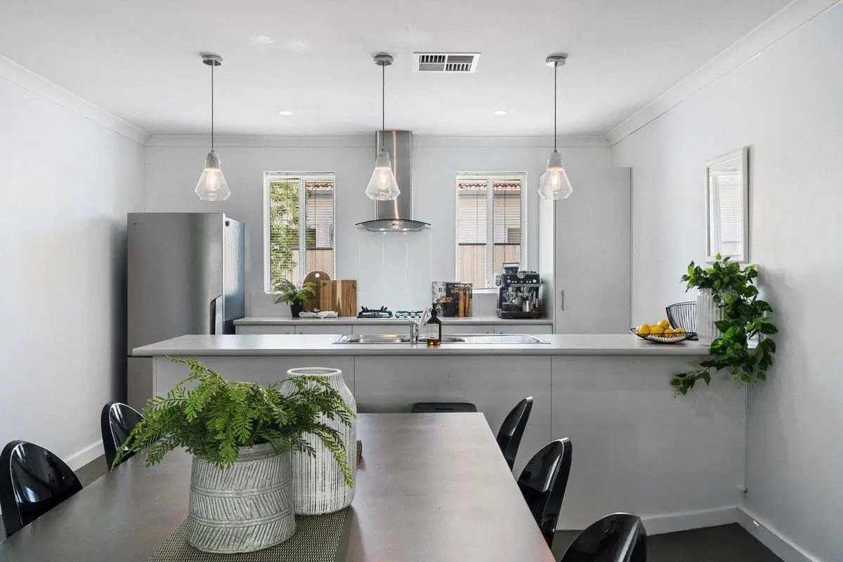 Room in a 4 Bedroom Apartment, 112A Drummond Street, Bedford, City of Bayswater, 6052 – Kitchen