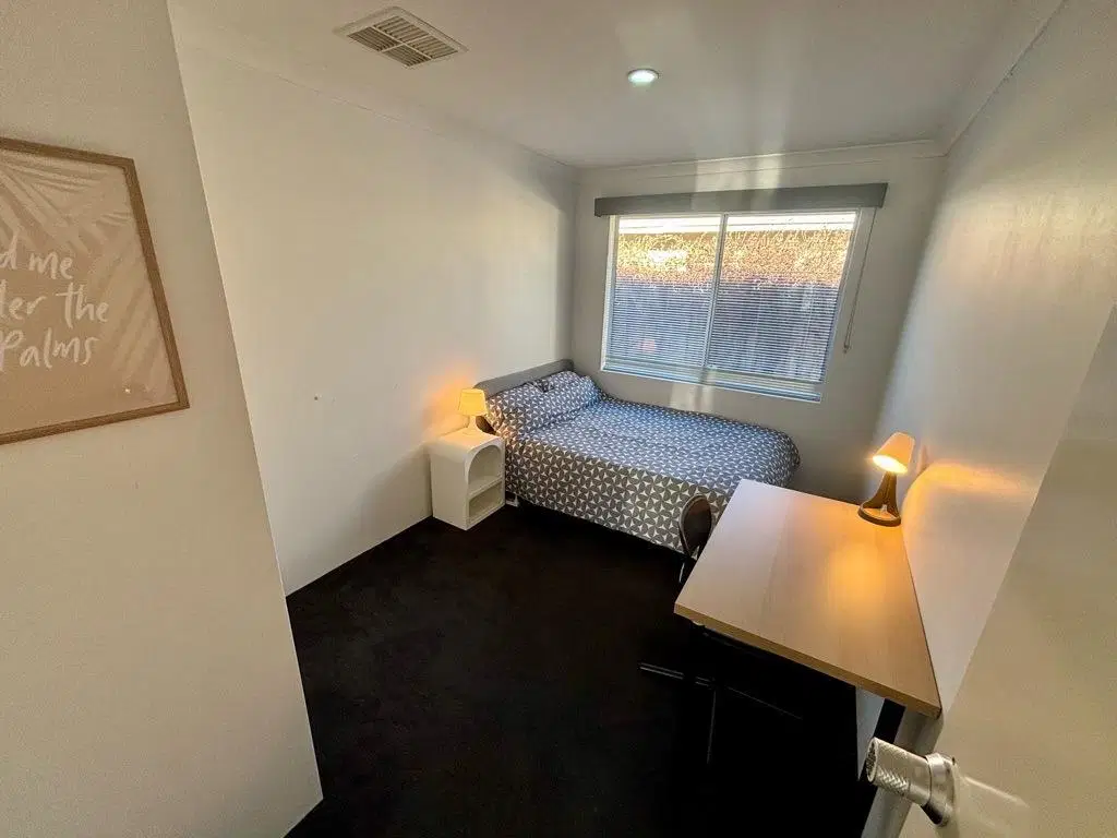 Room in a 4 Bedroom Apartment, 112A Drummond Street, Bedford, City of Bayswater, 6052 – Room 2