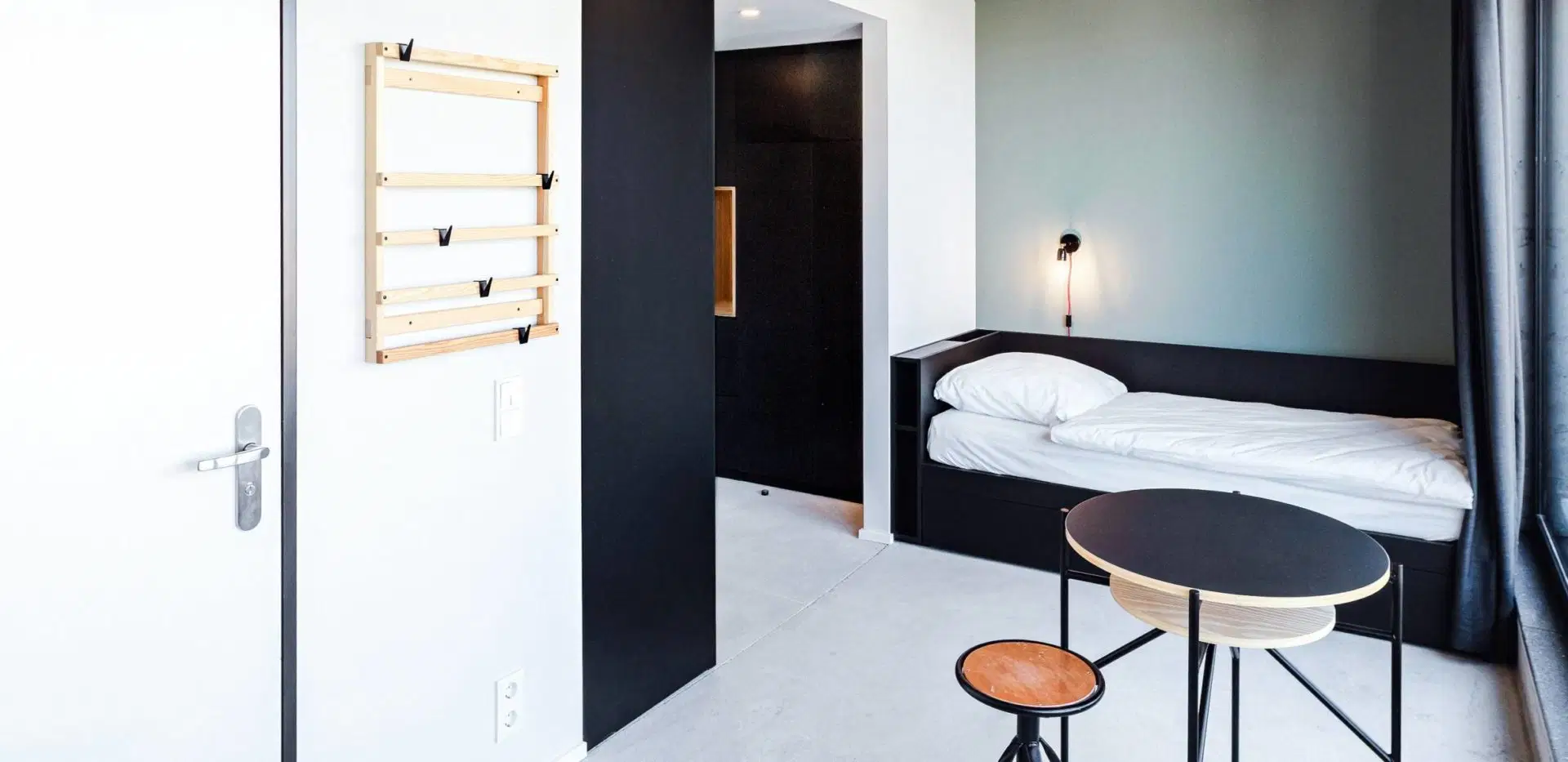 Neon Wood Berlin Mitte Wedding, Berlin – Studio - (Penthouse Balcony)