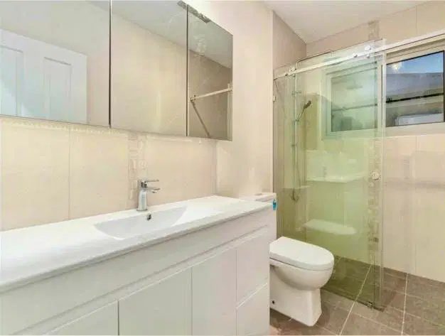 Room in a 5 Bed Apartment, 20B Milner Road, Hilton, Adelaide, 5033 – Room 1