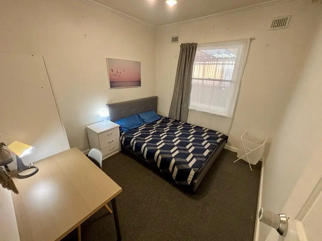 Room in a 5 Bedroom Apartment, 51 Boomerang Road, Croydon Park, City of Port Adelaide Enfield, 5008 – Bedroom 4
