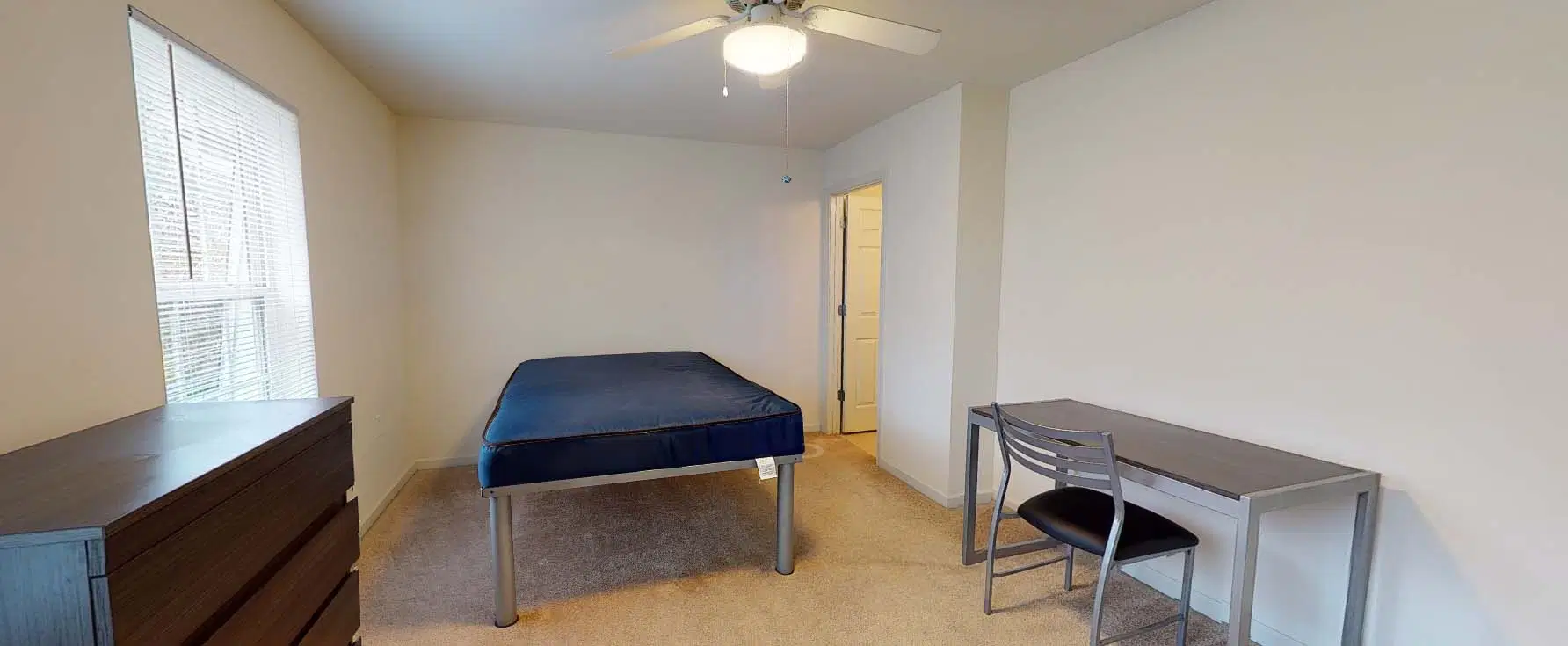 The Roost, Columbia – Room in 3 Bedroom 3.5 Bathroom