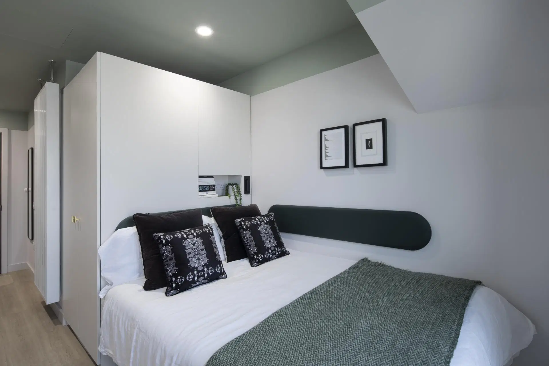 The Keel Houses, Edinburgh – Silver Plus Studio