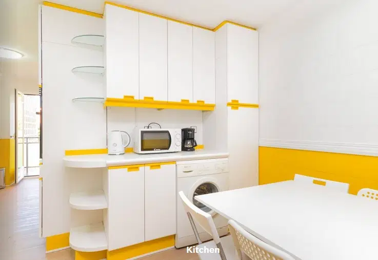 Beatriz De Bobadilla, Madrid – Kitchen