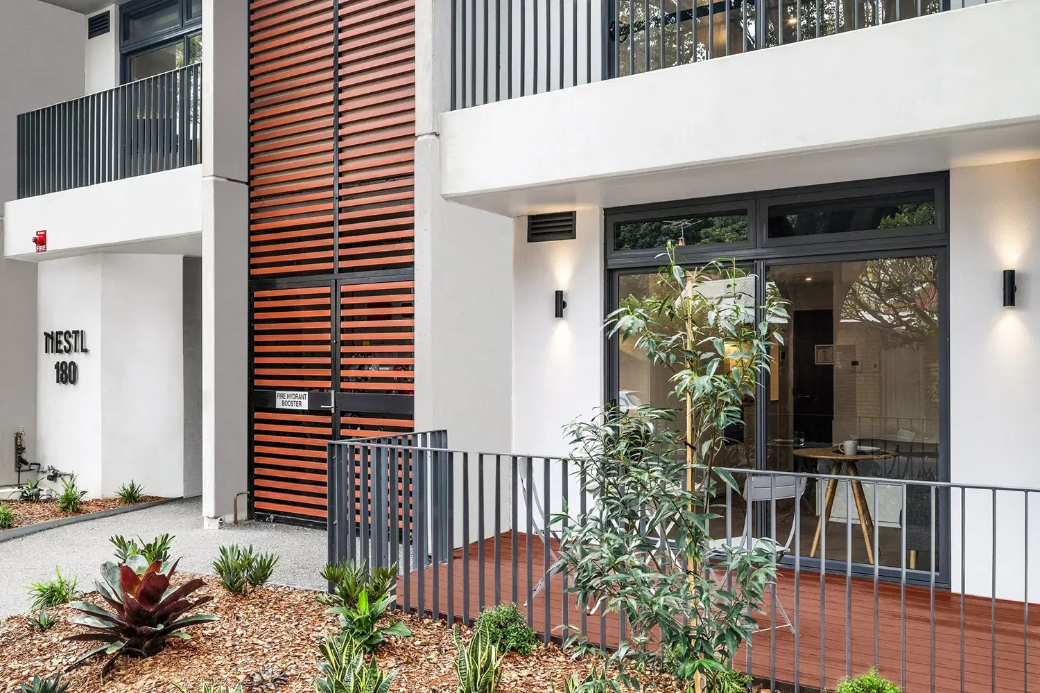 NESTL Newtown, Sydney – Exterior