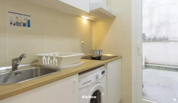 Monte Igueldo Av., Madrid – Kitchen