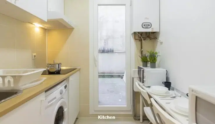Monte Igueldo Av., Madrid – Kitchen