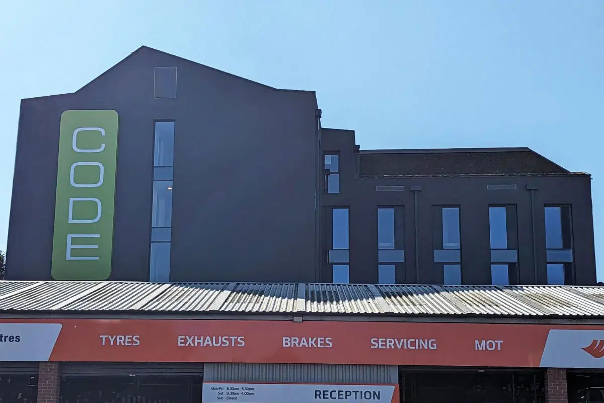 Code Harper Road, Coventry – Exterior