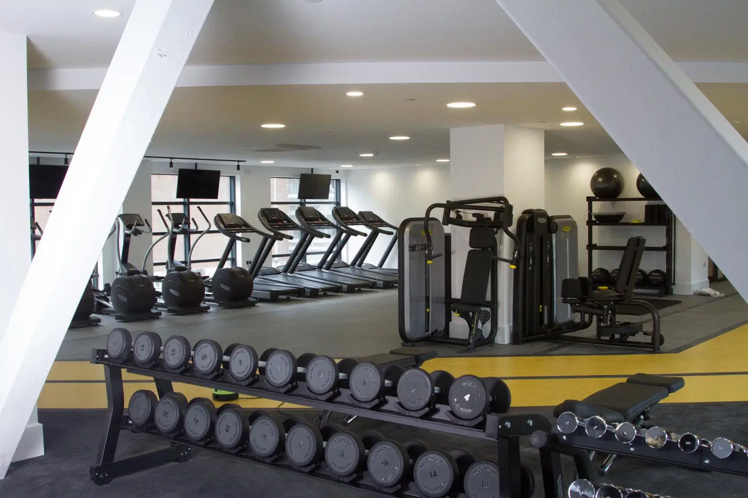 Code Fairfax Street, Coventry – Amenities