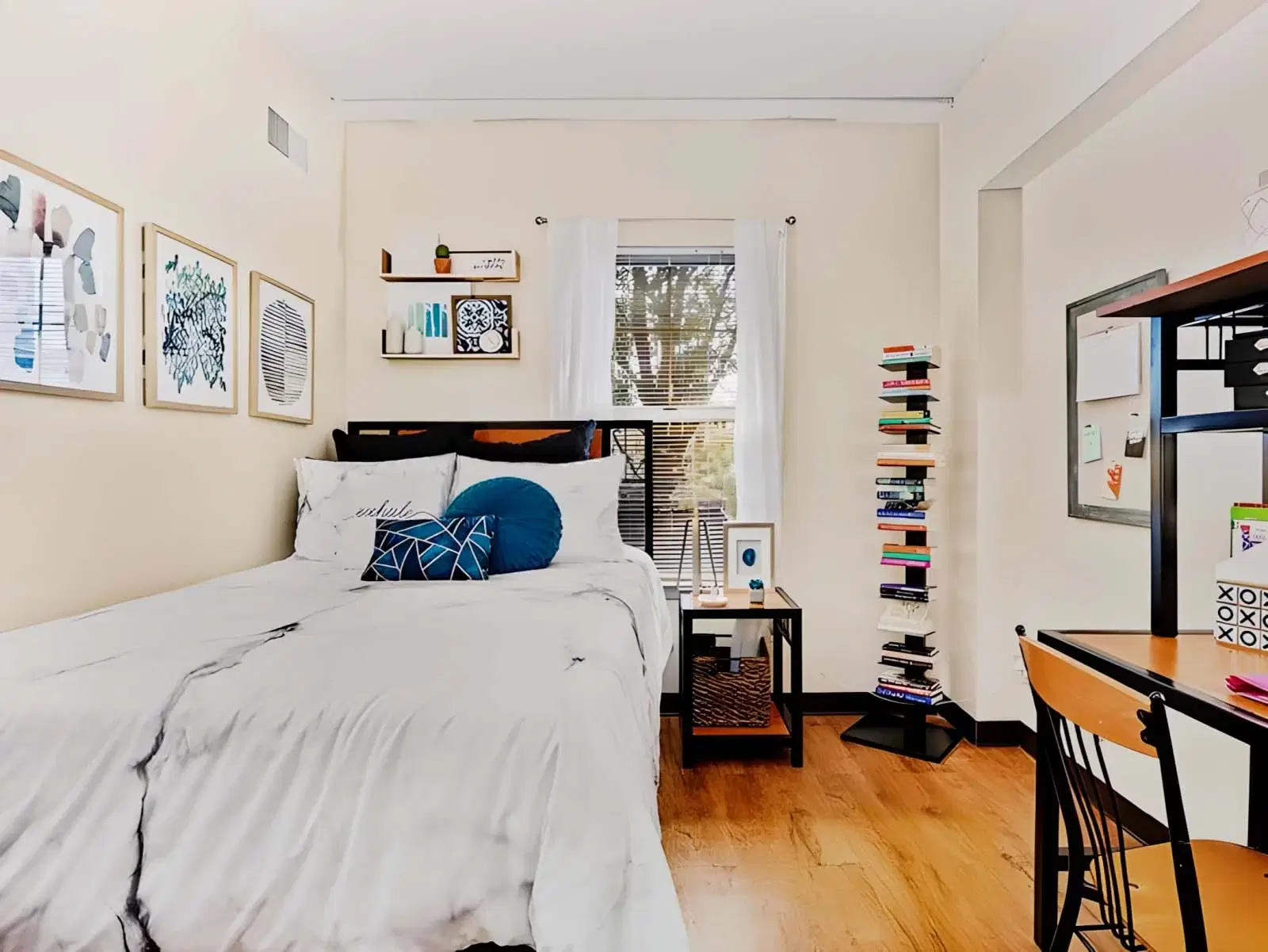 University Village Temple, Philadelphia – 1 Bed - 1 Bath with Study