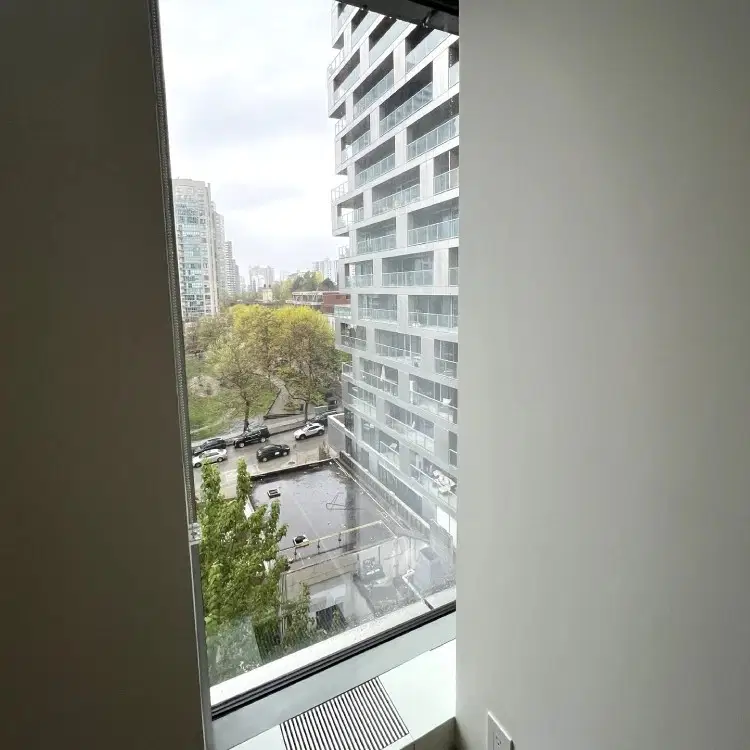 1480 Howe St, Vancouver – Exterior