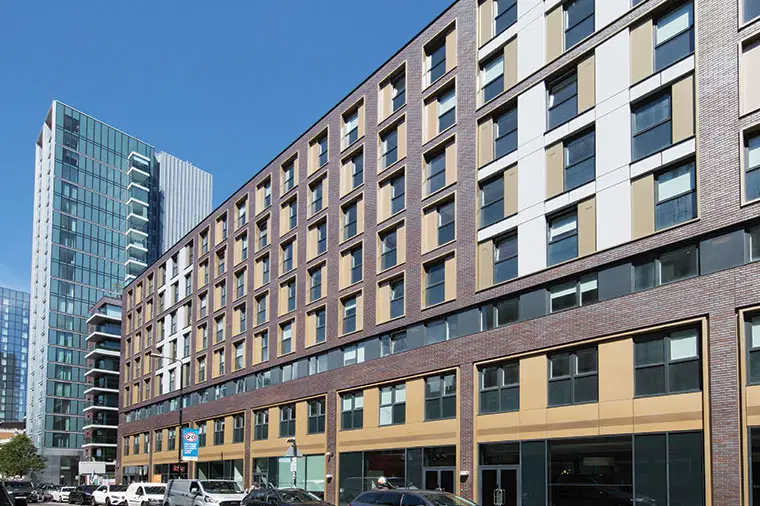 LST Drapery Place, London – Exterior