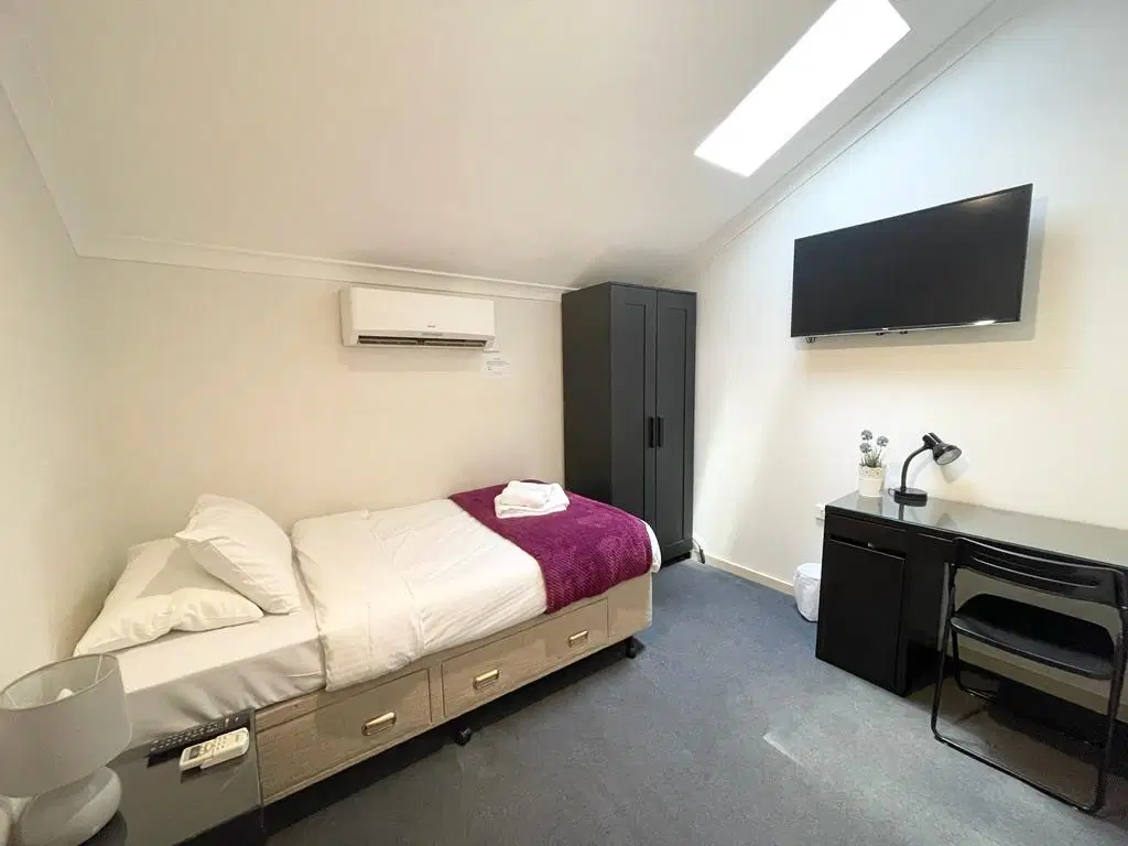 3 Nicholson Place, Melbourne – Room 5 (Non Ensuite)