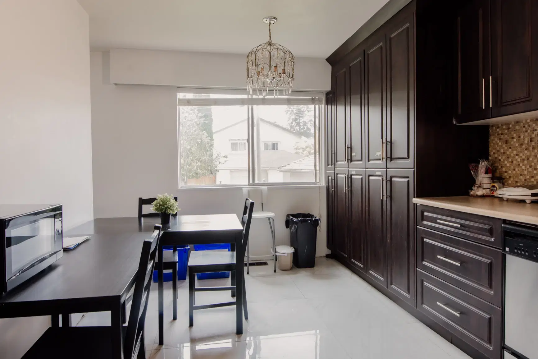 8555 Fremlin St, Vancouver – Amenities