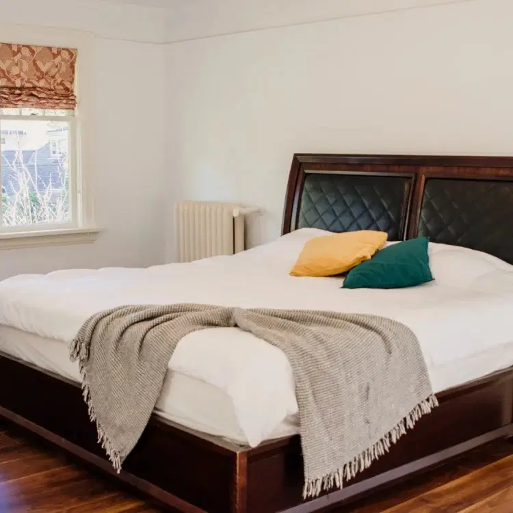 1576 W 47th Ave, Vancouver – Chagoi Room( 1 Bed 1 Bath )
