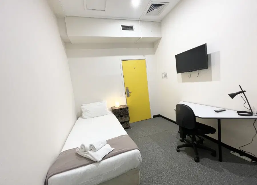360 King St, Melbourne – Room 22 (Non Ensuite)