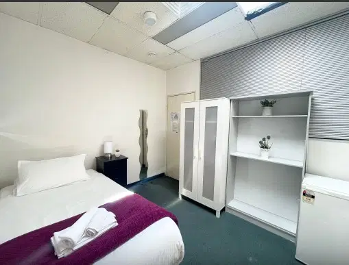 360 King St, Melbourne – Room 18 (Non Ensuite)