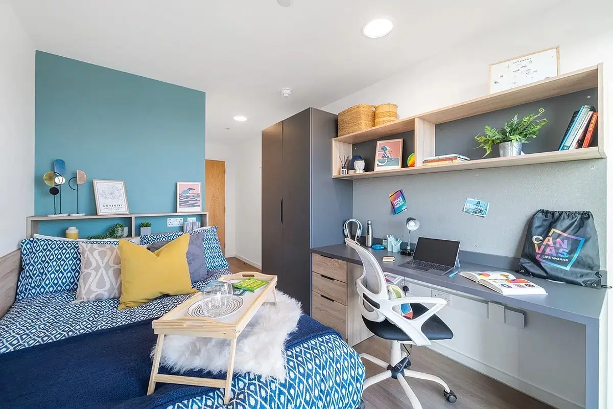 Canvas Coventry Arundel House, Coventry – Silver Ensuite