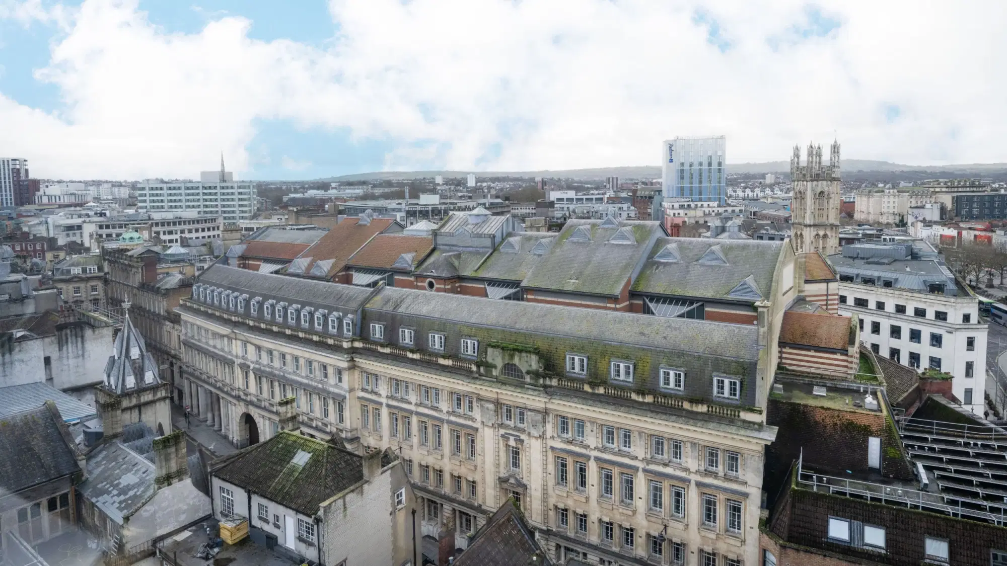 St Lawrence House, Bristol – Exterior