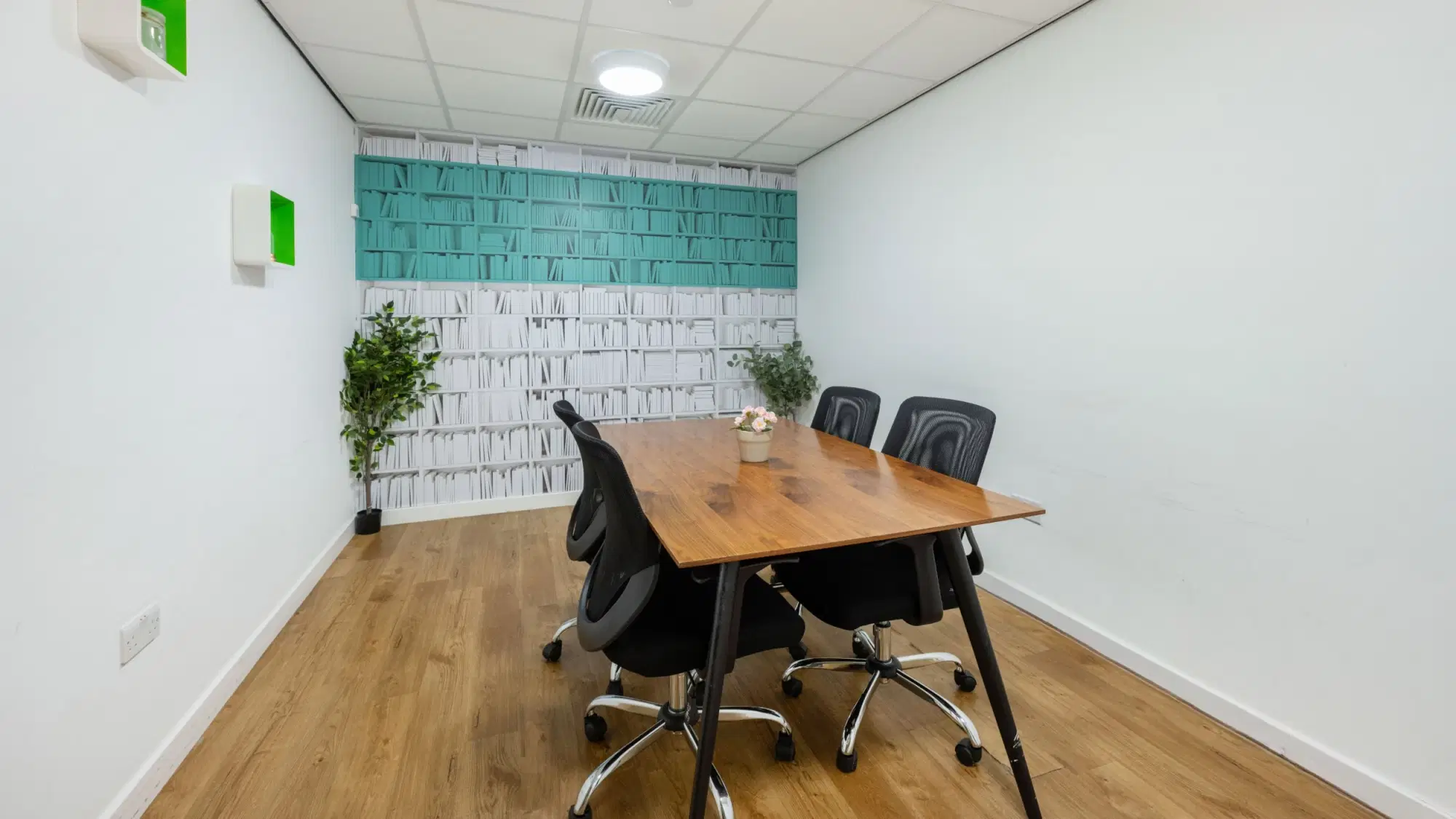 St Lawrence House, Bristol – Amenities