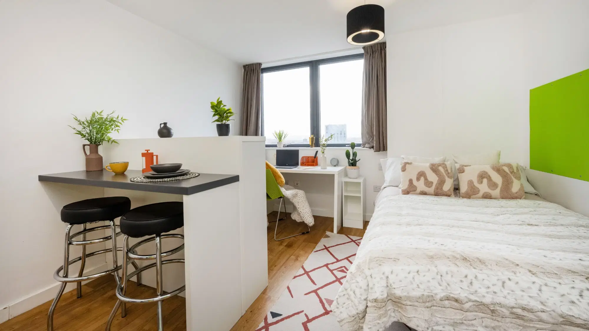 St Lawrence House, Bristol – Classic Plus Studio