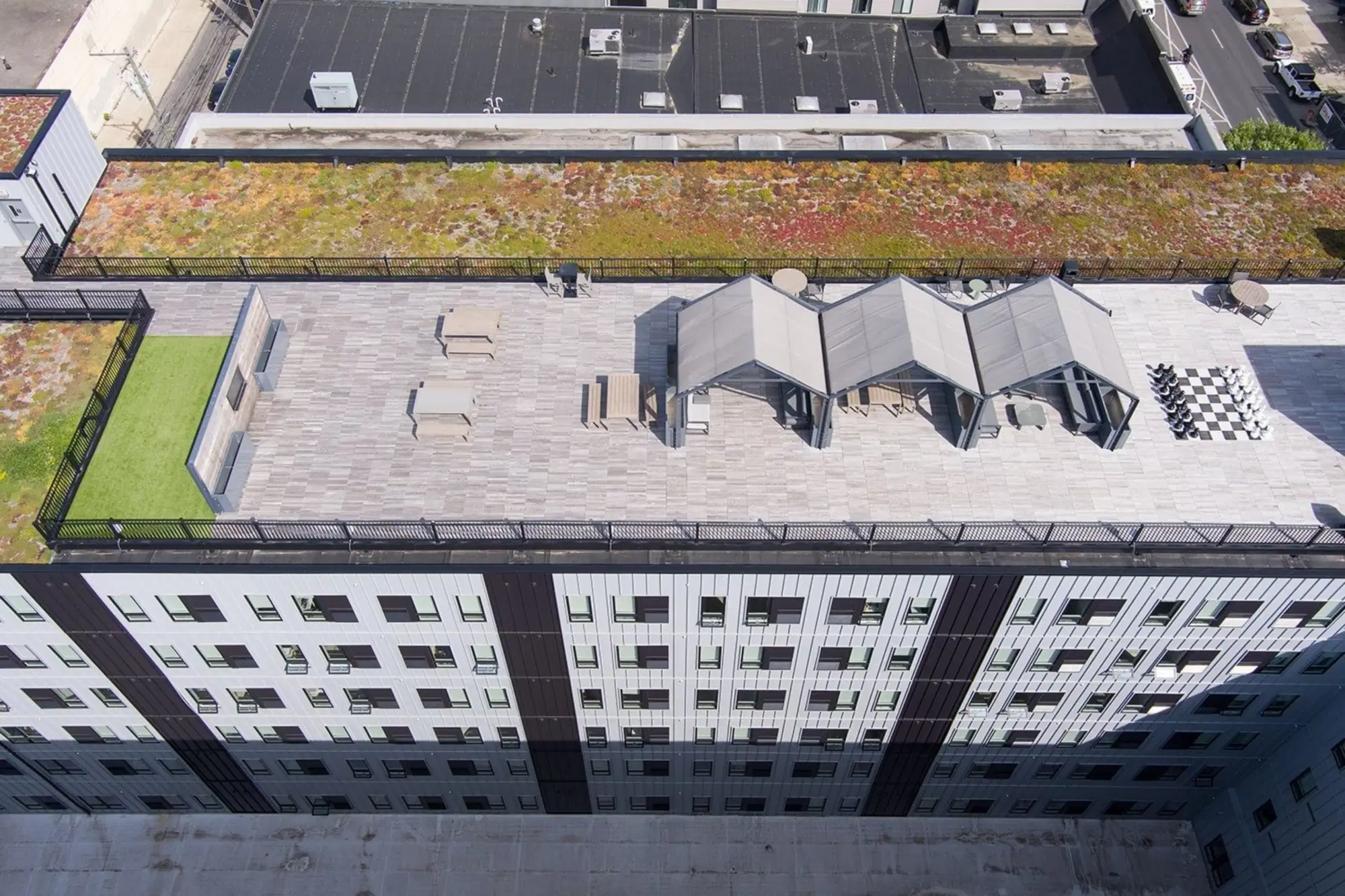 Solo On Chestnut, Philadelphia – Exterior