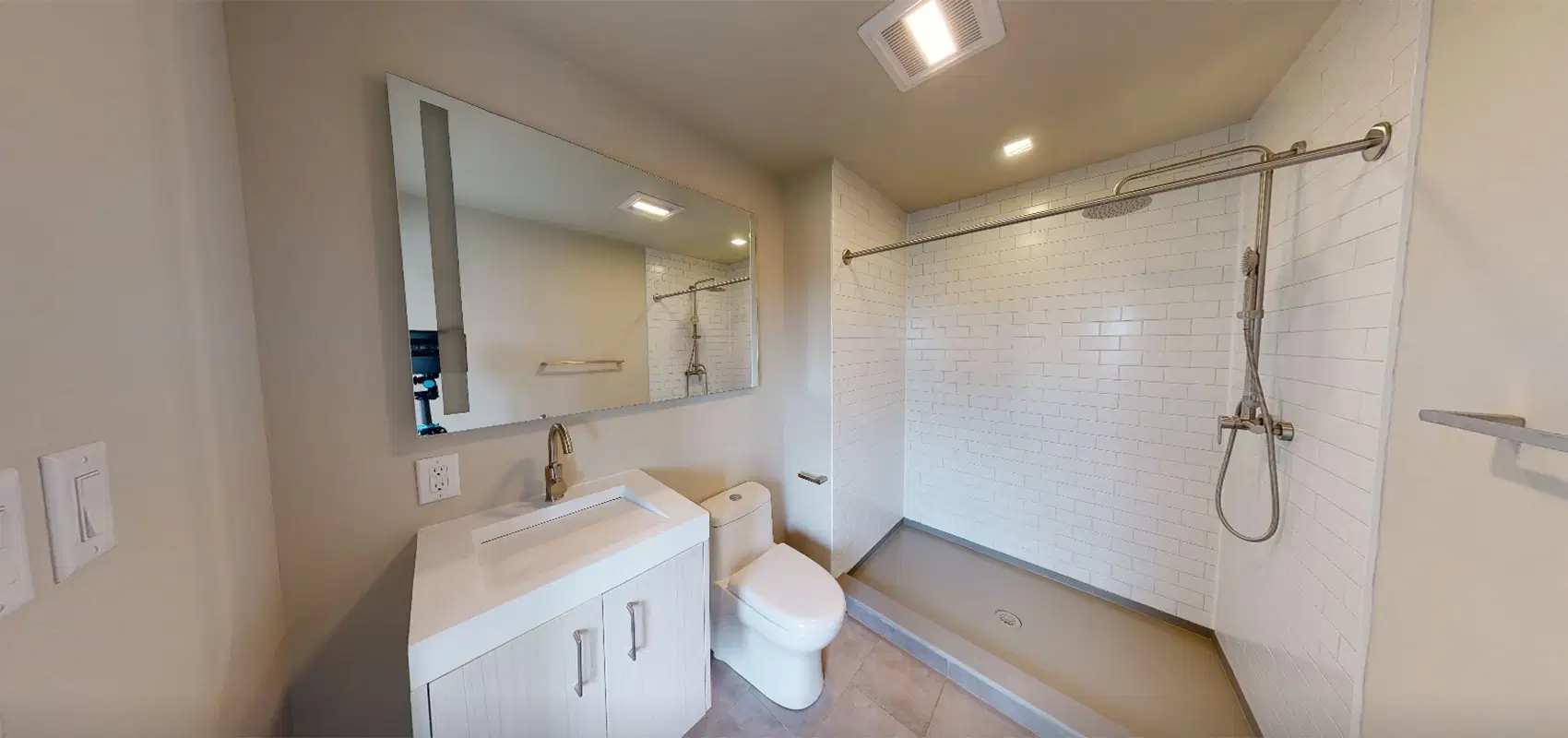 Solo On Chestnut, Philadelphia – Private Room (2 Bed 2 Bath)