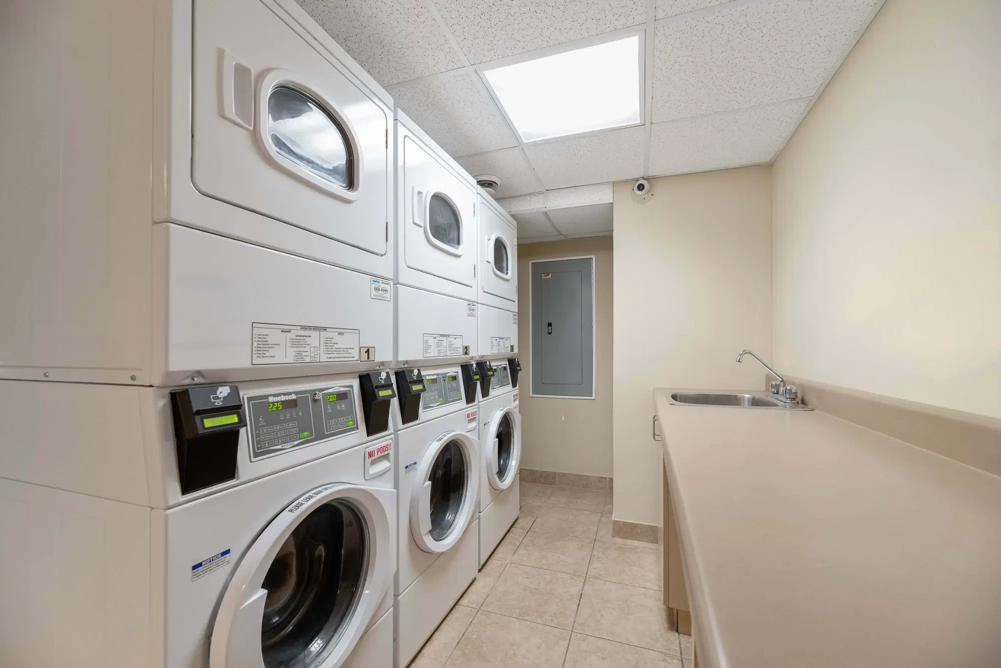 West Village Suites, Hamilton – Amenities
