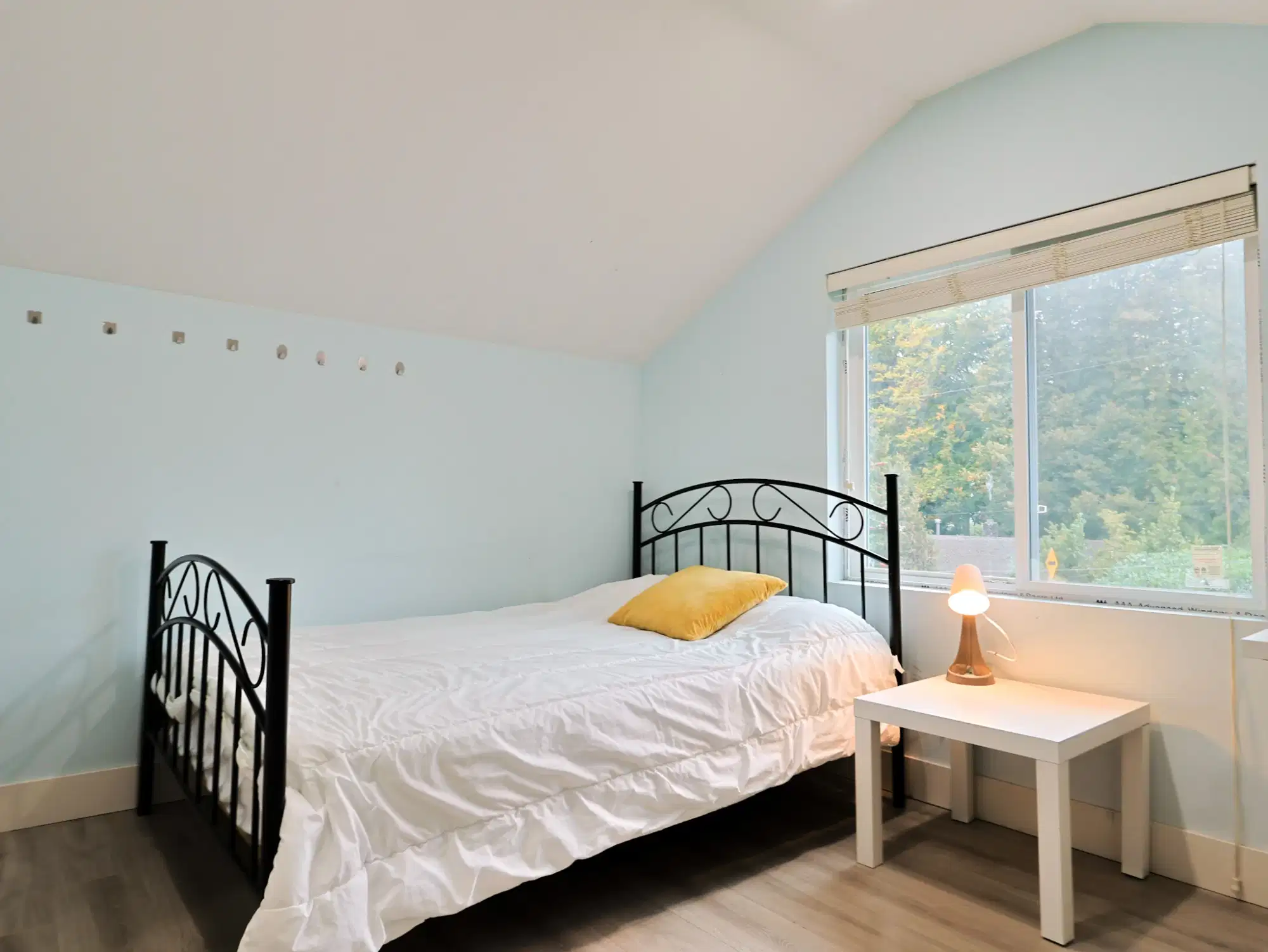 2832 W 3rd Ave, Vancouver