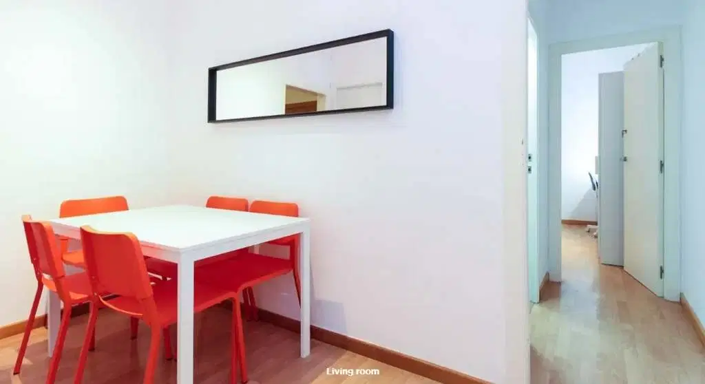 Navas De Tolosa 1, Barcelona – Amenities