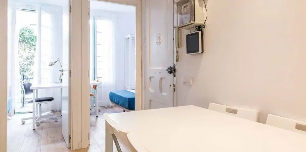 Antiga Travessera 1, Barcelona – Common Area