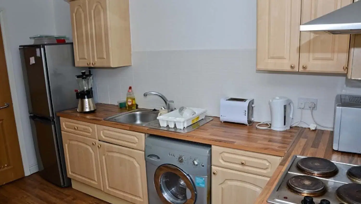 120 Charles Street, Leicester – Kitchen