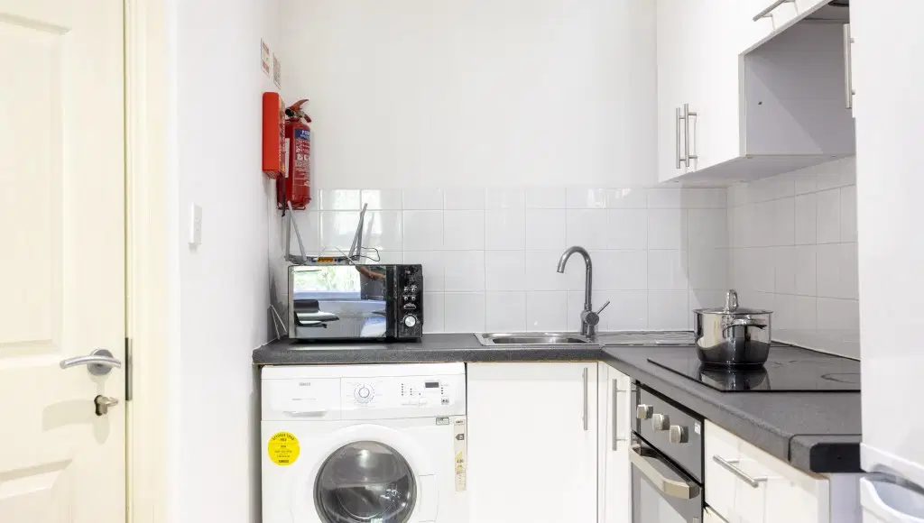 102 Jarrom Street, Leicester – Kitchen
