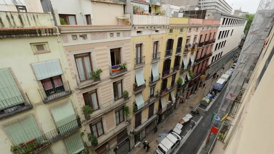 La Unio, Barcelona – Exterior
