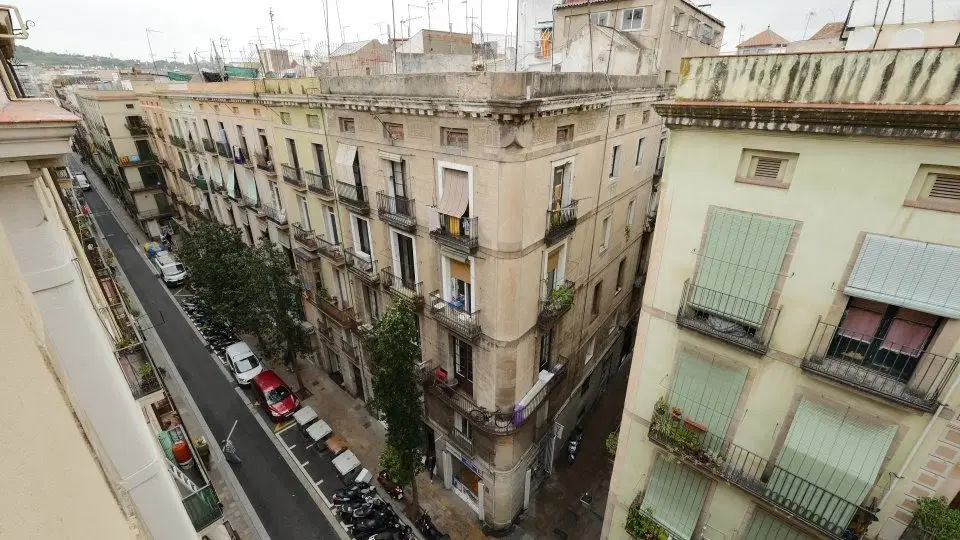 La Unio, Barcelona – Exterior