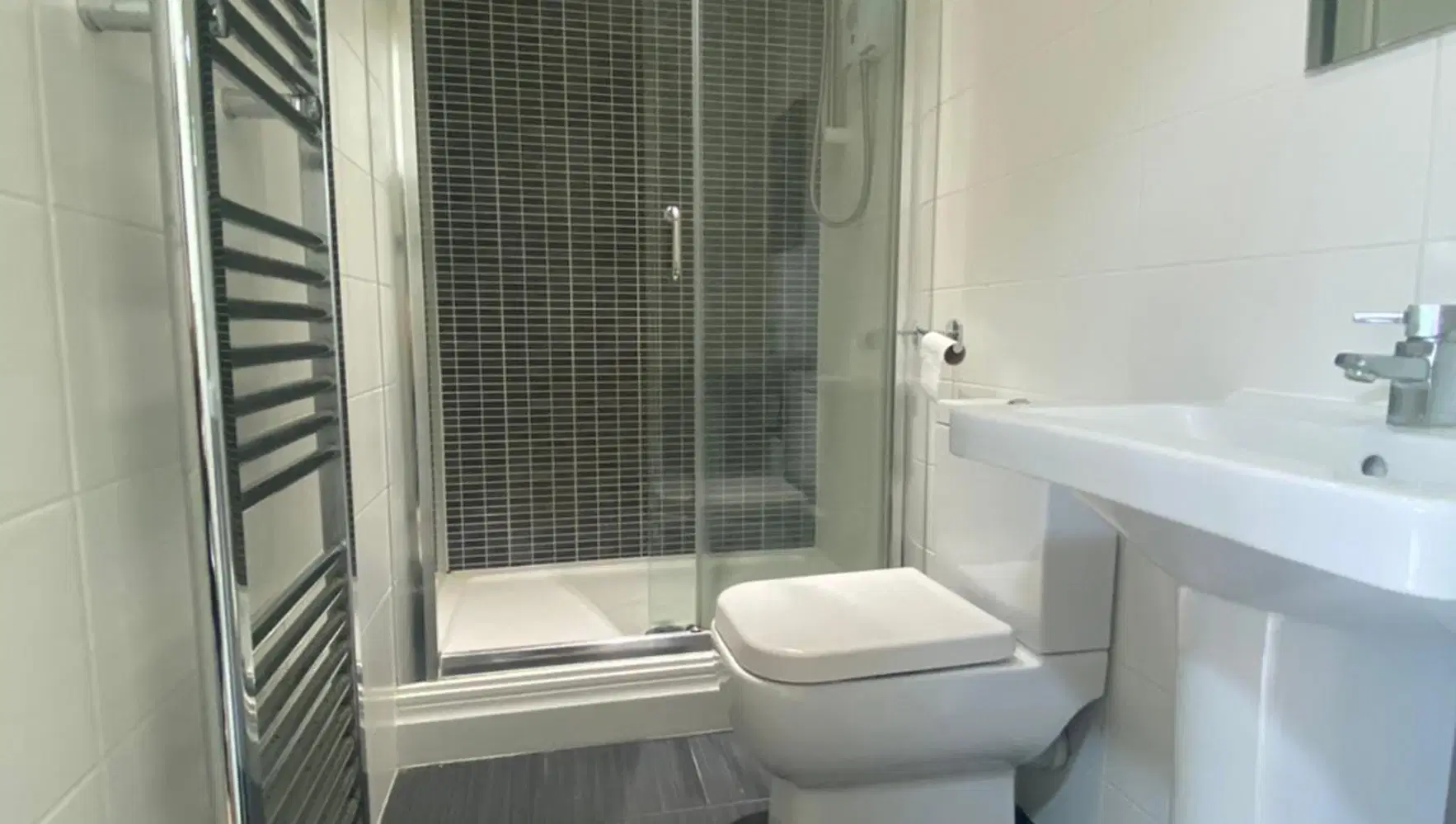 35K Western Boulevard, Leicester – Bathroom
