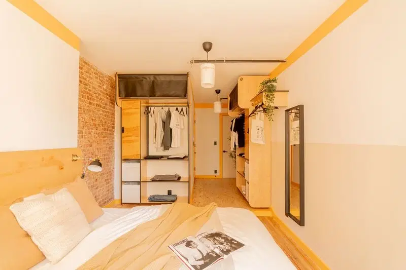 McCarren 141, New York – Affinity Room in 7 Bed 3 Bath (Unit 1)
