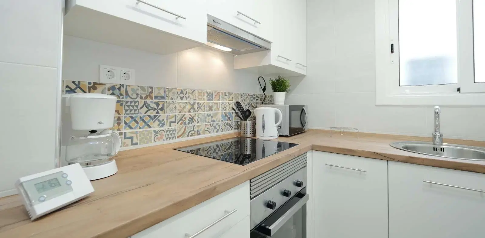 Rosalia De Castro, Barcelona – Kitchen