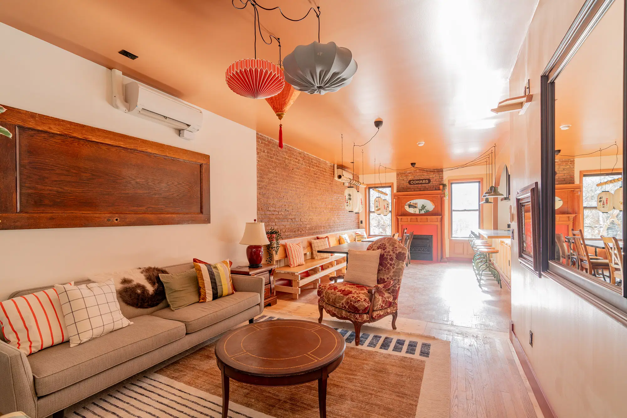 Crown 1240, New York – Common Area