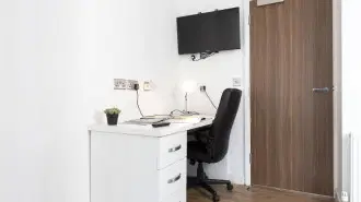 44 Wilberforce Road, Leicester – Amenities