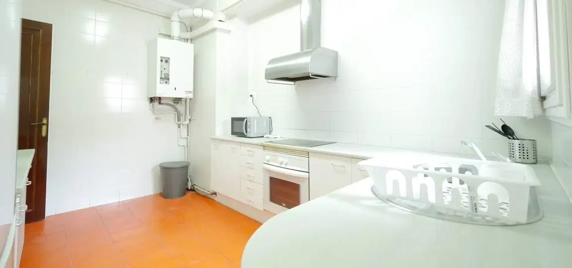 Valencia, Barcelona – Kitchen
