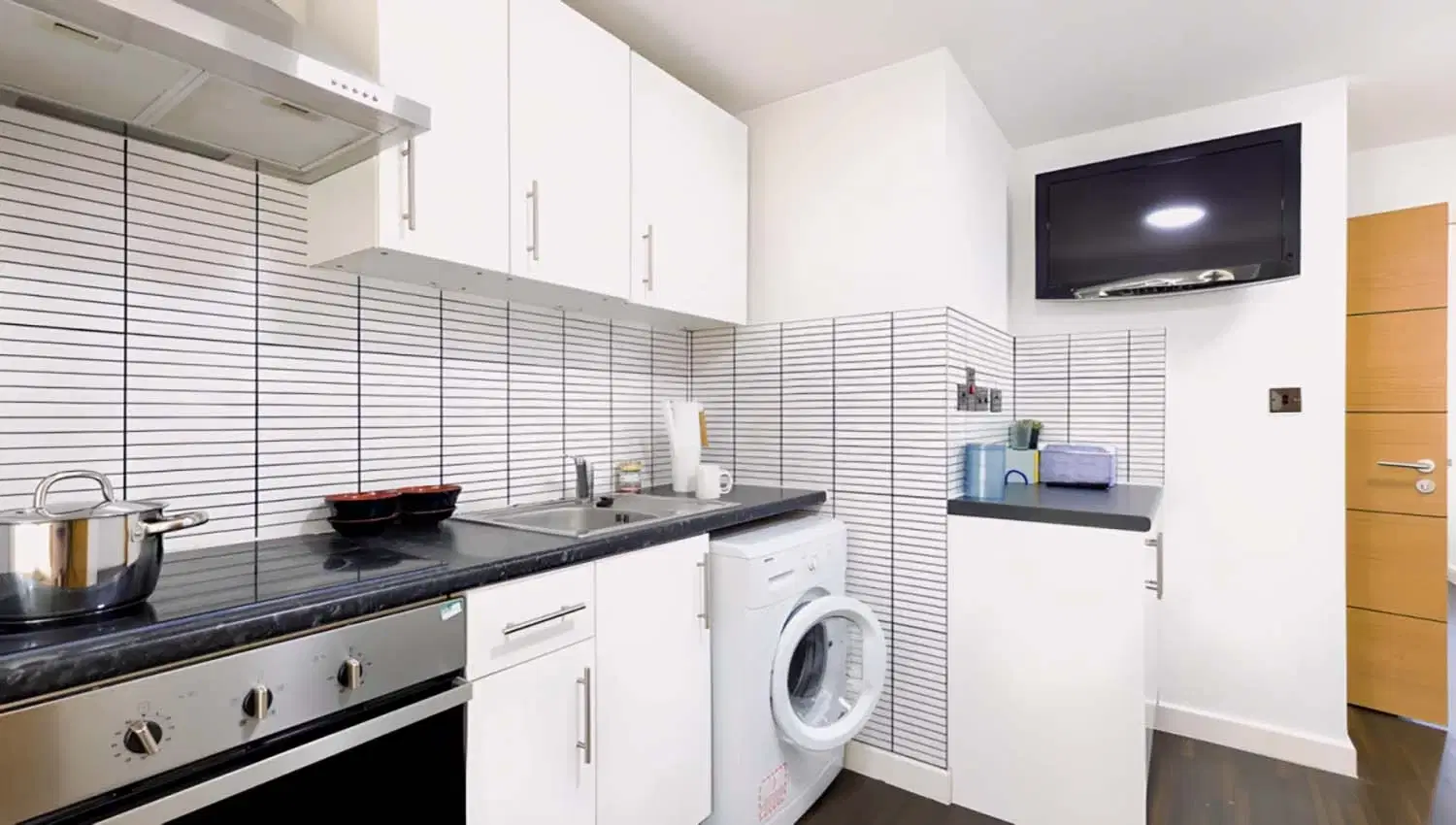 1 West Walk, Leicester – Kitchen